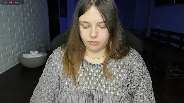 XNirvanaX online show from December 2024 02:04:01 AM