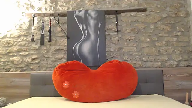 Naschkatze01 online show from March 2026 07:14:01 AM