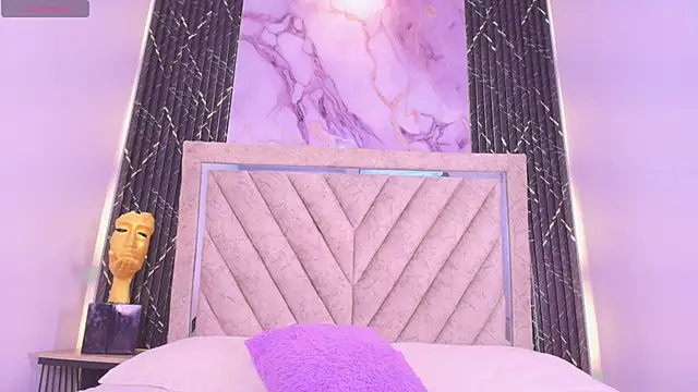 Hanna Evaanss online show from September 2025 08:09:02 PM