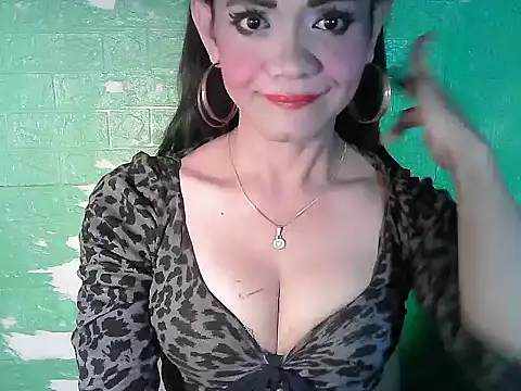 Rosebaumgardner1234 online show from February 2025 01:03:01 PM