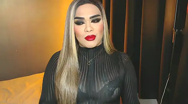 Snapshot of VictoriaEliz chatting on February 2025 06:51:01 PM VictoriaEliz online show from February 2025 06:51:01 PM