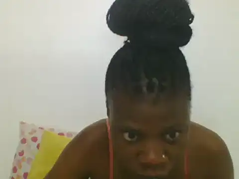 Snapshot of Sweetbaby004 chatting on February 2025 02:32:02 AM Sweetbaby004 online show from February 2025 02:32:02 AM