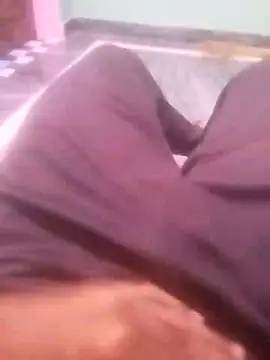 Snapshot of Desi_bbc7 chatting on December 2024 12:13:01 AM Desi bbc7 online show from December 2024 12:13:01 AM