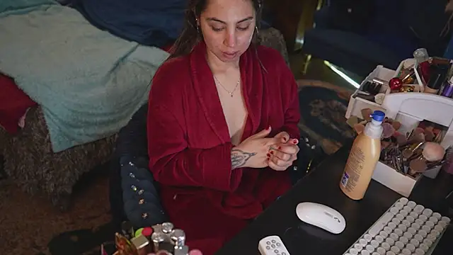 VanessaDoyle online show from November 2025 03:28:01 AM