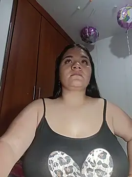 Snapshot of Van3orgasm4me chatting on October 2025 05:31:02 AM Van3orgasm4me online show from October 2025 05:31:02 AM