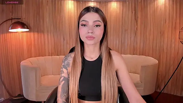 Snapshot of LexieWayne chatting on February 2025 08:05:01 PM LexieWayne online show from February 2025 08:05:01 PM