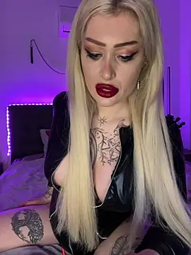 Snapshot of JennaLinn chatting on February 2025 04:25:01 PM JennaLinn online show from February 2025 04:25:01 PM