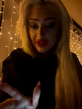 Snapshot of JennaLinn chatting on October 2025 10:55:02 PM JennaLinn online show from October 2025 10:55:02 PM