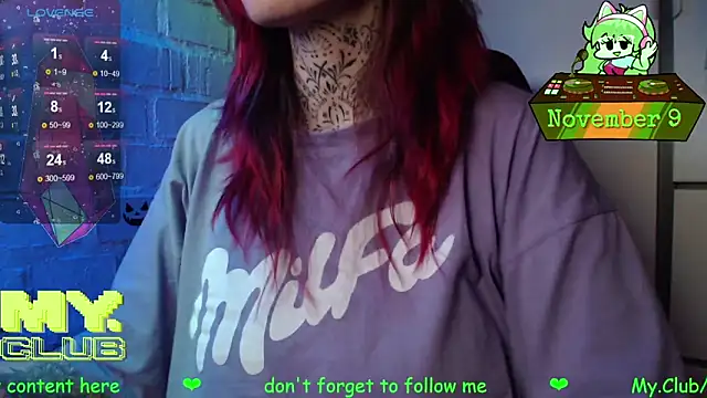 Witch Emma online show from November 2025 07:01:02 PM