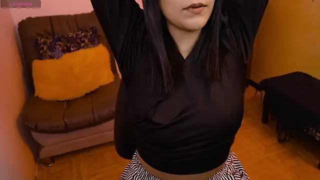 Snapshot of leah-666 chatting on February 2025 02:11:02 PM leah-666 online show from February 2025 02:11:02 PM