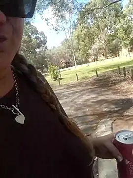 BubblegumCj online show from February 2026 03:47:01 AM