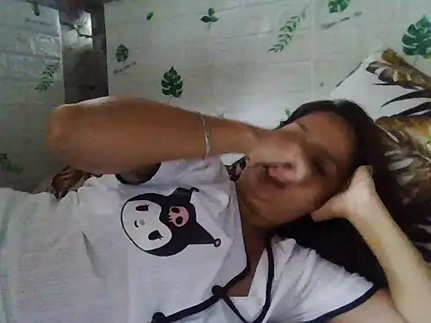 Snapshot of Silly_Girl21 chatting on October 2025 01:14:02 AM Silly Girl21 online show from October 2025 01:14:02 AM