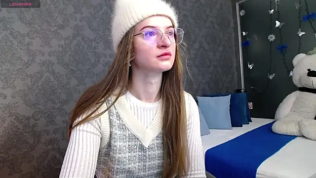 KateJonson online show from November 2025 07:22:01 AM