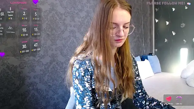 KateJonson online show from April 2026 06:44:01 AM