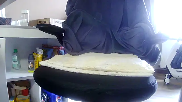 suedel65 online show from February 2026 03:02:01 PM