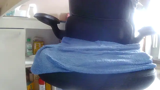 suedel65 online show from May 2026 03:19:02 PM