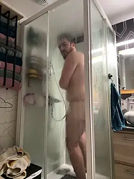 Snapshot of MathAndOnlyMath chatting on November 2025 06:31:01 PM MathAndOnlyMath online show from November 2025 06:31:01 PM