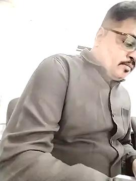 Desi Londa 143 online show from October 2025 04:09:01 AM