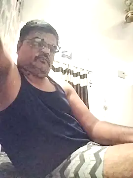 Desi Londa 143 online show from April 2026 06:05:02 PM