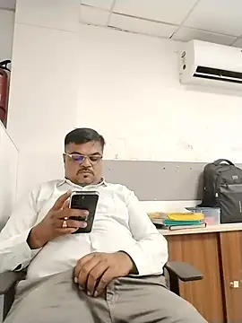 Desi Londa 143 online show from July 2026 07:23:02 AM