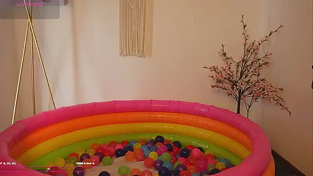 Snapshot of bunnycuteshy chatting on October 2025 02:25:02 PM bunnycuteshy online show from October 2025 02:25:02 PM