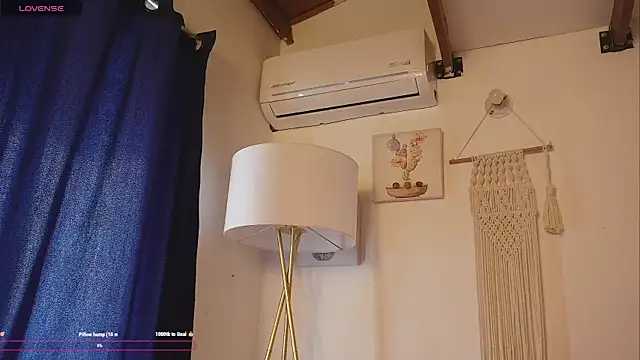 Snapshot of bunnycuteshy chatting on October 2025 02:37:02 PM bunnycuteshy online show from October 2025 02:37:02 PM