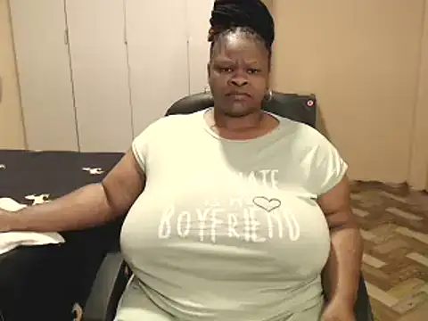 Snapshot of sweetnoziexx chatting on June 2026 03:53:01 AM sweetnoziexx online show from June 2026 03:53:01 AM