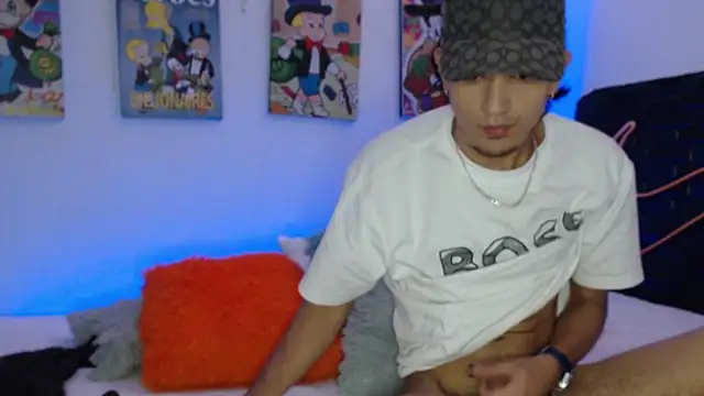 andersonZ998 online show from November 2025 04:23:02 AM