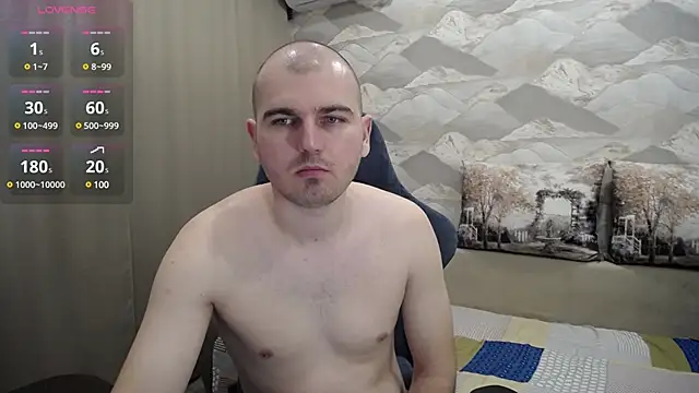 Snapshot of SerzhKorol1 chatting on March 2025 08:53:01 AM SerzhKorol1 online show from March 2025 08:53:01 AM