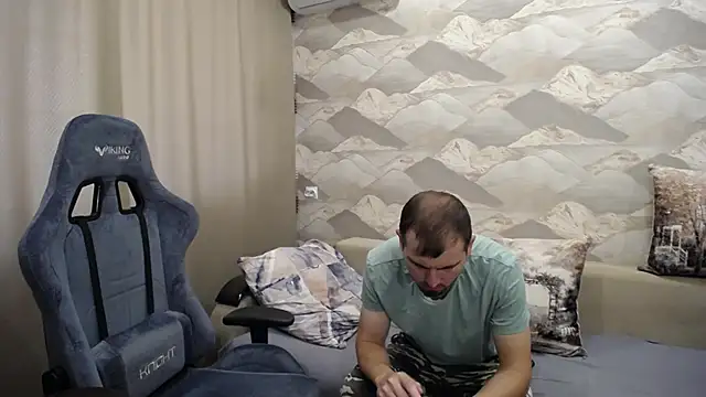 Snapshot of SerzhKorol1 chatting on September 2025 08:58:02 AM SerzhKorol1 online show from September 2025 08:58:02 AM