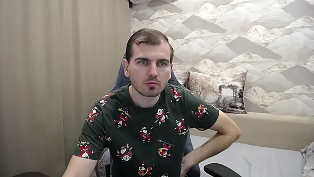 Snapshot of SerzhKorol1 chatting on November 2025 07:23:02 AM SerzhKorol1 online show from November 2025 07:23:02 AM