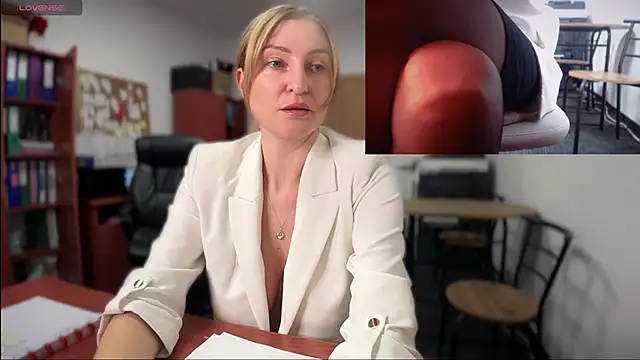 legsLONG online show from December 2024 01:55:02 PM