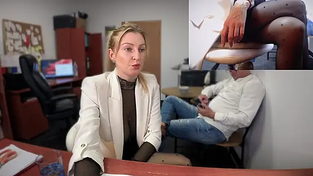 legsLONG online show from December 2024 11:06:02 AM