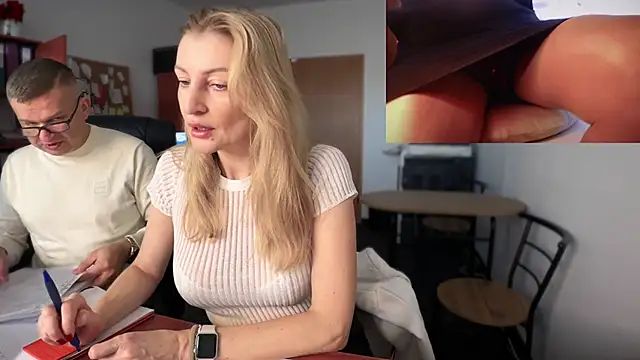 legsLONG online show from December 2024 09:28:02 AM