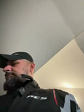 TigerOne19 online show from April 2026 04:23:02 AM