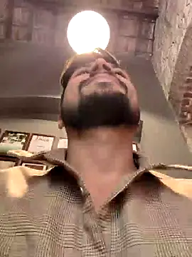 Snapshot of _IRRESISTIBLE_ chatting on February 2025 09:04:02 AM  IRRESISTIBLE  online show from February 2025 09:04:02 AM