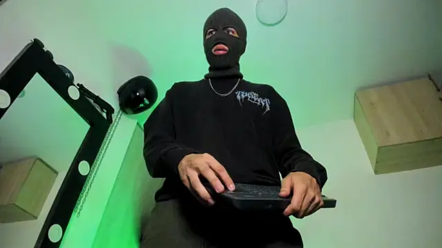 Samuel Suarez online show from October 2025 02:17:01 AM