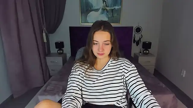 Snapshot of KristinaLoison chatting on December 2024 10:22:01 PM KristinaLoison online show from December 2024 10:22:01 PM