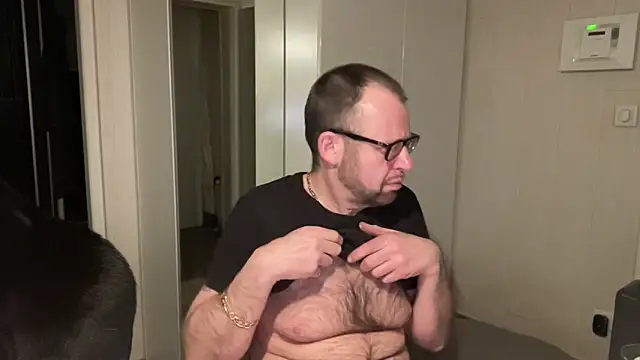 FABIOGLASSES online show from February 2026 08:47:01 PM