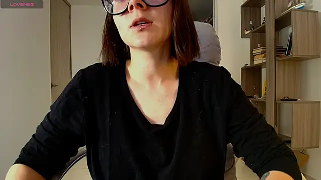 Arya starrk online show from November 2025 01:22:01 PM