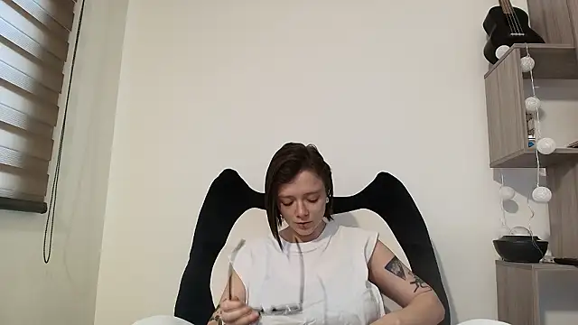 Arya starrk online show from March 2026 02:02:02 PM