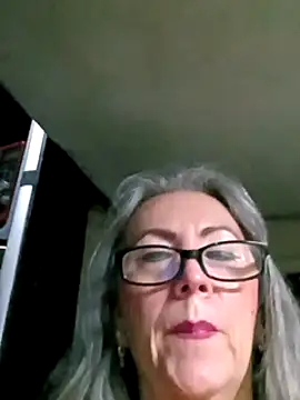 EvaRobinson online show from December 2024 02:08:01 AM