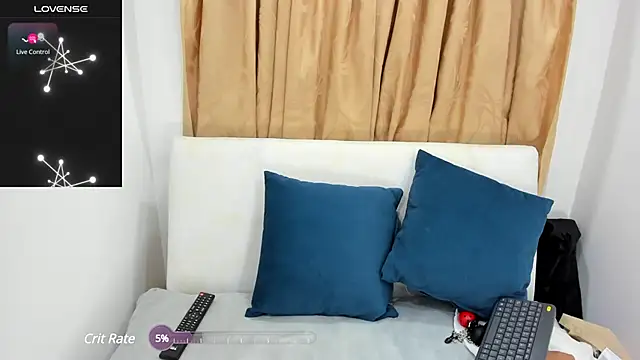 Snapshot of im_aliss chatting on February 2025 06:50:02 AM im aliss online show from February 2025 06:50:02 AM