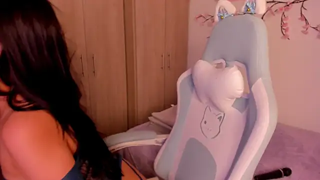 Snapshot of alexa_6908 chatting on December 2025 08:39:01 PM alexa 6908 online show from December 2025 08:39:01 PM