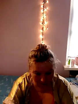 Lusi-777 online show from February 2025 10:48:02 AM