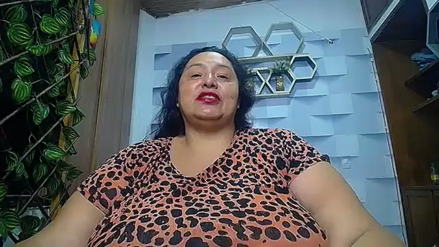 Snapshot of TistMature chatting on September 2025 01:10:01 PM TistMature online show from September 2025 01:10:01 PM