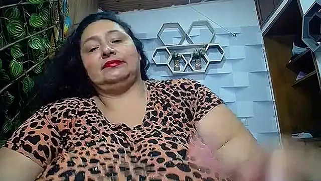 Snapshot of TistMature chatting on September 2025 01:38:02 PM TistMature online show from September 2025 01:38:02 PM