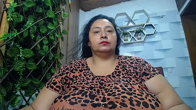 Snapshot of TistMature chatting on November 2025 01:11:01 PM TistMature online show from November 2025 01:11:01 PM