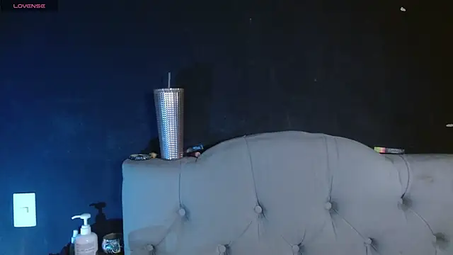 Snapshot of Red-moon1 chatting on June 2026 02:34:02 AM Red-moon1 online show from June 2026 02:34:02 AM