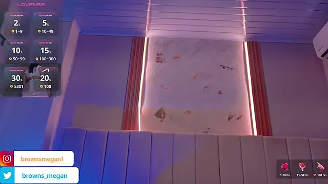 Snapshot of Megan_browns1 chatting on November 2025 01:12:02 PM Megan browns1 online show from November 2025 01:12:02 PM